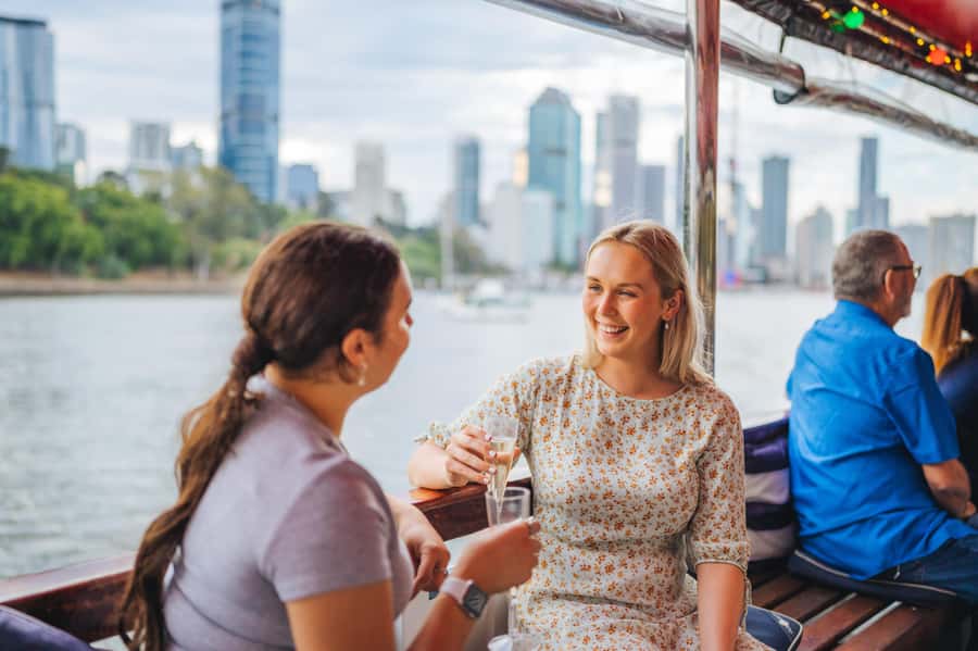 Brisbane: Midday 1.5-Hour Sightseeing Cruise 12.30pm-2.00pm - Upper deck views versus indoor seating