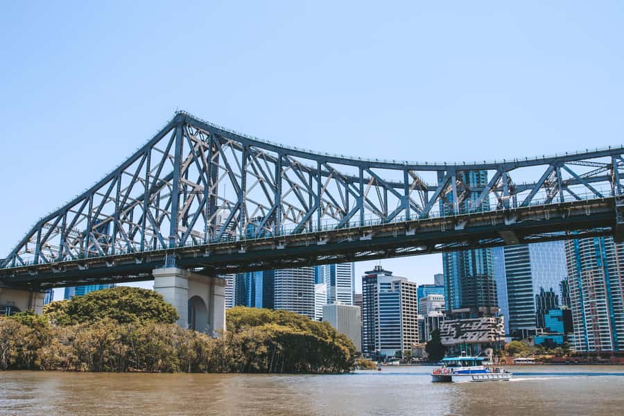 Brisbane: Midday 1.5-Hour Sightseeing Cruise 12.30pm-2.00pm - The first stretch gives you your Brisbane bearings