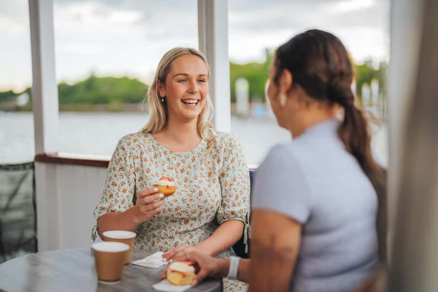 Brisbane: Morning Sightseeing Cruise: 10:30am-12pm (90min) - Who will enjoy this morning cruise