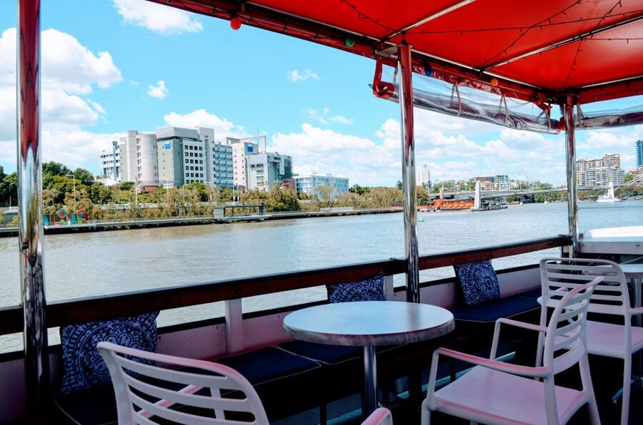 Brisbane: Morning Sightseeing Cruise: 10:30am-12pm (90min) - Passing beneath and toward Story Bridge