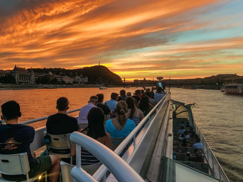 Budapest: 1-Hour Evening Sightseeing Cruise with Drink - Who will enjoy this Danube cruise most?