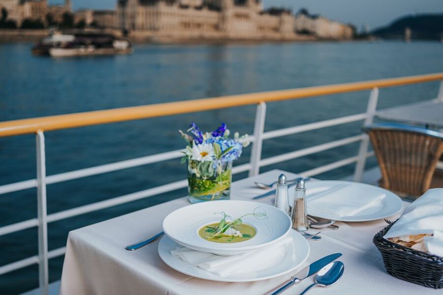 Budapest: 4-Course Dinner River Cruise with Live Folk Music - Boarding at Dock 6 beside the Budapest Marriott