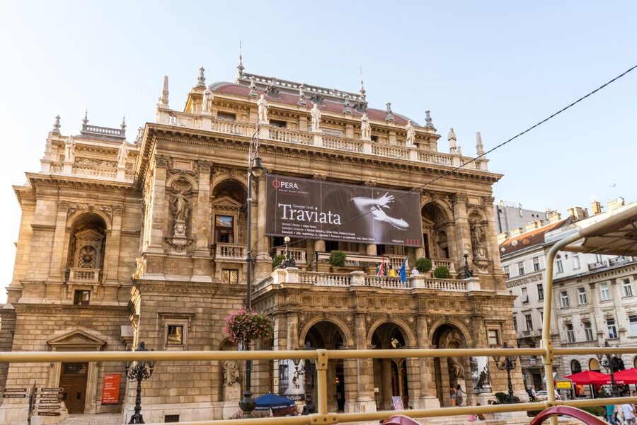 Budapest: Big Bus Hop-On Hop-Off Tour & Danube River Cruise - The One-Hour Pest Walking Tour