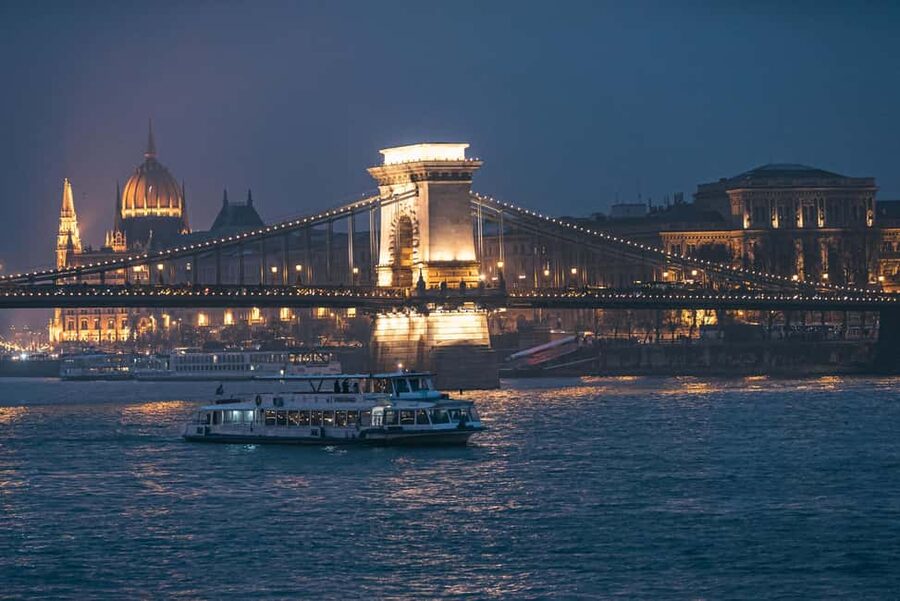 Budapest: By Night Sightseeing Cruise with Welcome Drink - The National Theatre, Bálna, and Vigadó Square