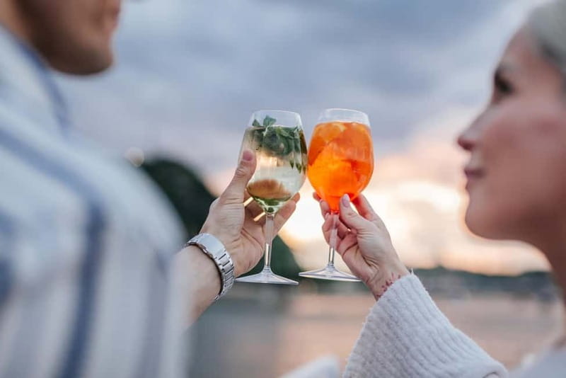 Budapest: Cruise Unlimited Aperol and Prosecco - Unlimited Drinks, With a Few Limits in Practice