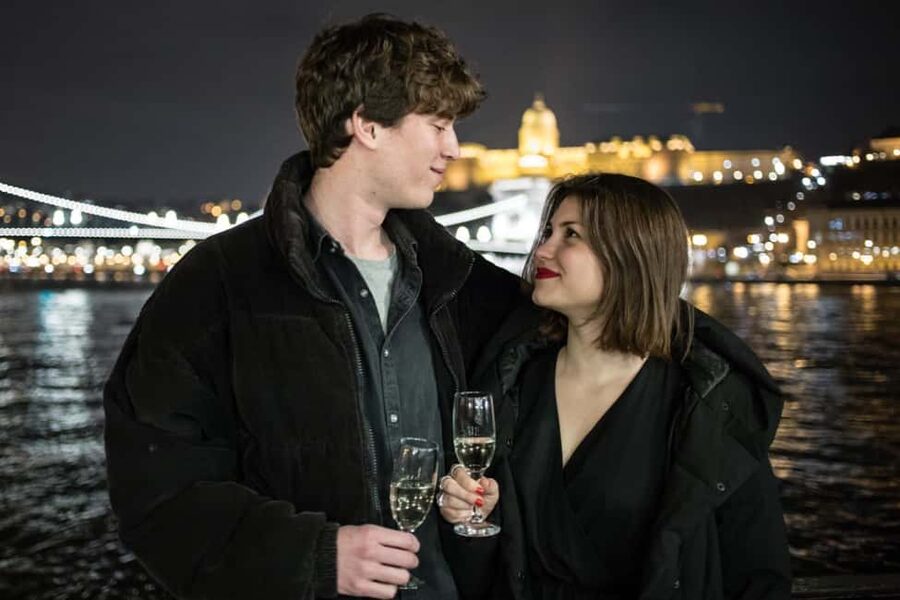 Budapest: Evening Cruise including Drink Options - Boarding at Akadémia 2 ponton