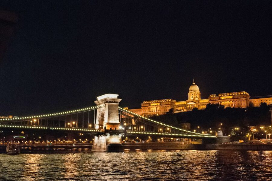 Budapest: Evening Cruise including Drink Options - Buda Castle and the Castle District from the river