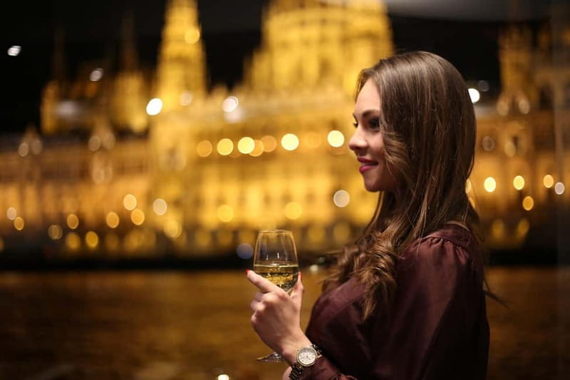 Budapest: Evening Cruise with 4-Course Dinner - Why Budapest’s Danube looks best after sunset