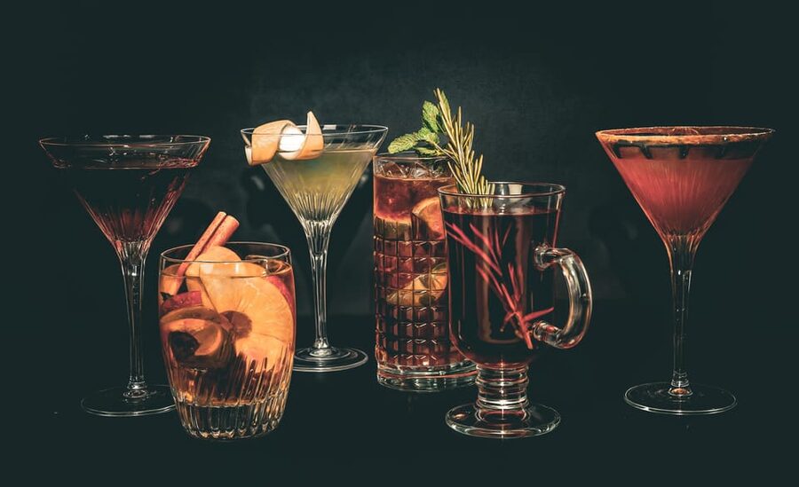 Budapest: Sunset Cocktail Cruise - Cocktails, table service, and the onboard mood