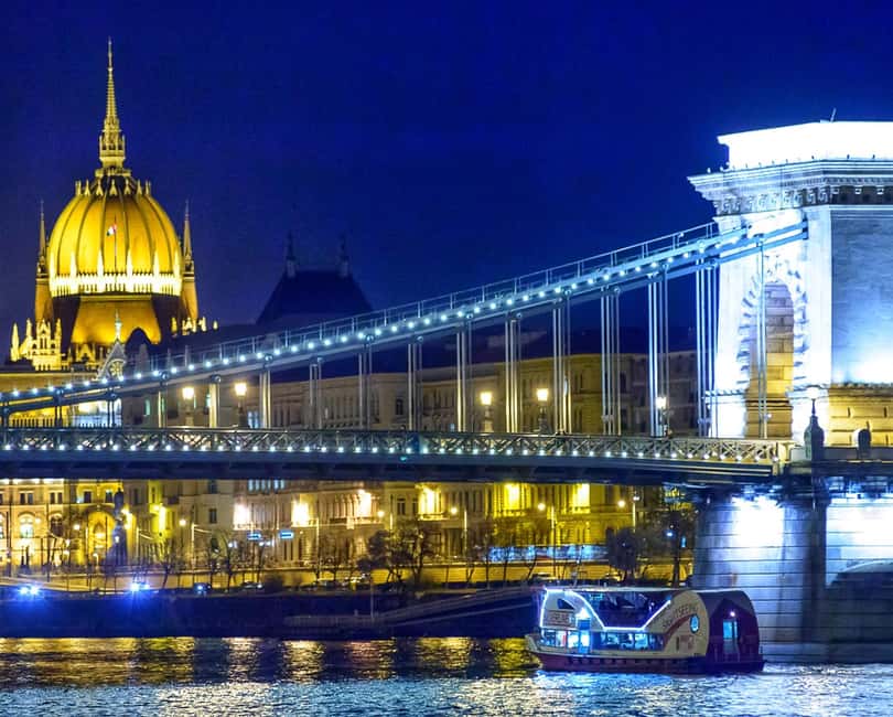 Budapest: Unlimited Drink Cruise - What This Budapest Cruise Is Really Like