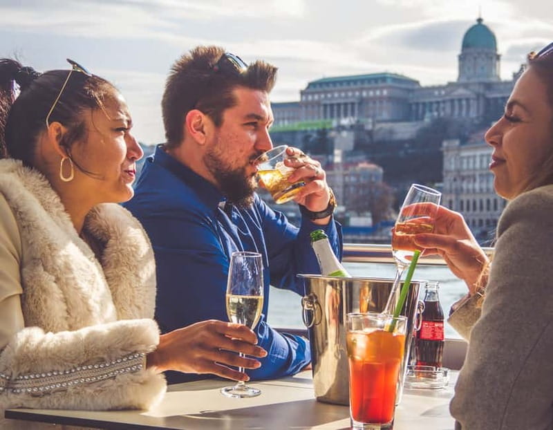 Budapest: Unlimited Drink Cruise - The Best Time to Go