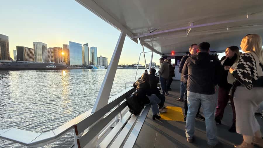 Buenos Aires: Puerto Madero Sunset Cruise with Open Bar - Seating, space, and comfort on board