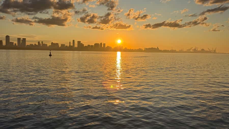 Buenos Aires: Puerto Madero Sunset Cruise with Open Bar - What happens at Cecilia Grierson 400
