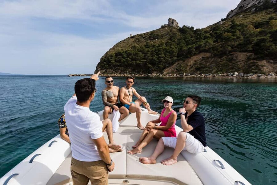 Cagliari: Boat Tour with 5 Snorkeling Stops & Free Drinks - Drinks, comfort, and what is not included