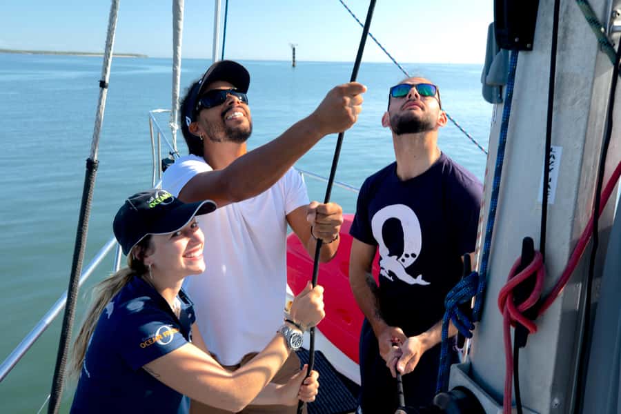 Cairns: Green Island & Great Barrier Reef Sailing Tour - What the $183 price really covers