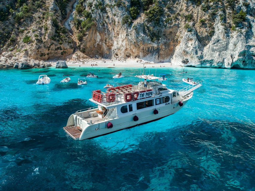 Cala Gonone:Cruise in the Gulf of Orosei with Cala Goloritzé - Choosing the right departure from Cala Gonone