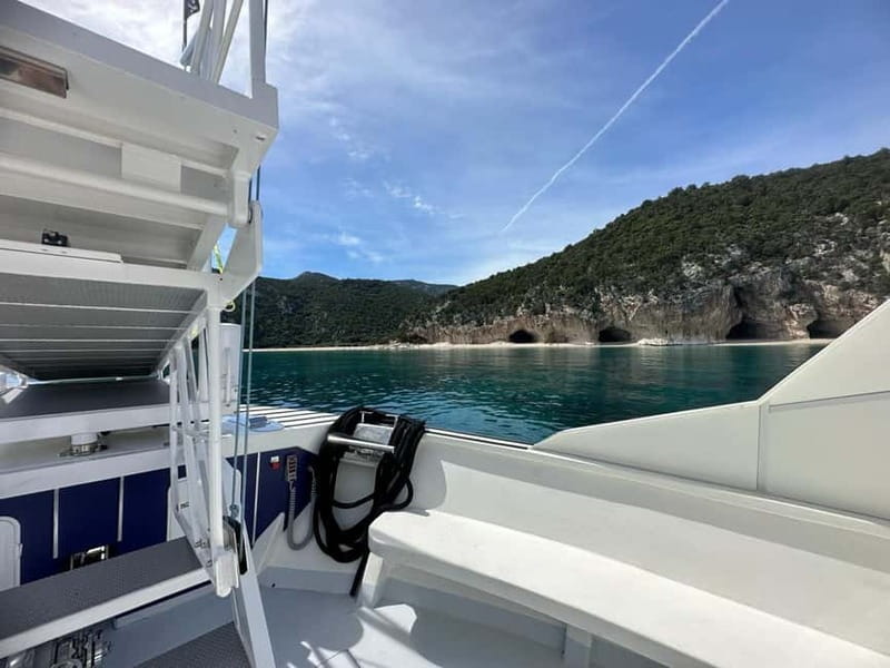 Cala Gonone: Gulf of Orosei Cruise with Cala Goloritzè - Cala Goloritzè and its famous natural arch