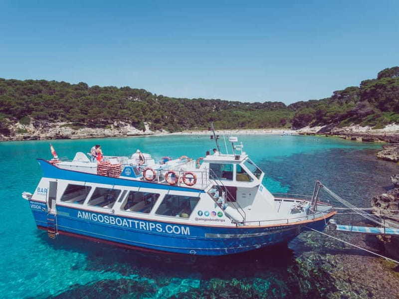 Cala'n Bosc: 3.5-Hour South Coast Sightseeing Boat Trip - The boat, seating, and onboard setup