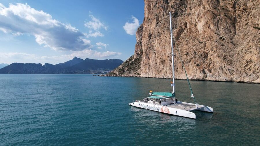 Calpe: Catamaran Tour with Optional Swim Stop - Sun, drinks, and the onboard mood