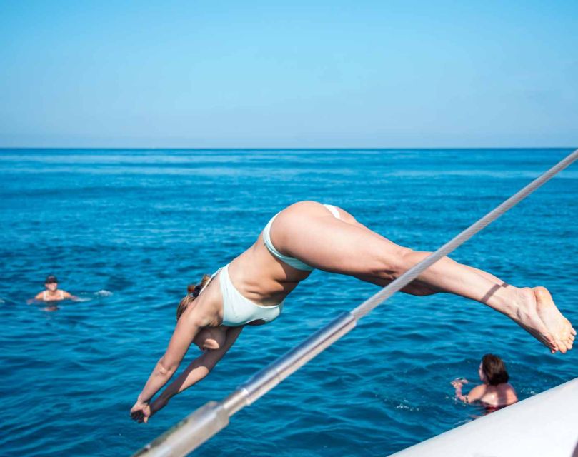Calpe: Catamaran Tour with Optional Swim Stop - What the one-hour cruise is worth