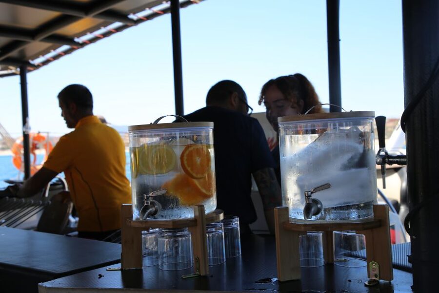 Cambrils: Sunset Catamaran Cruise & Drinks w/ Sunbed - Staff, languages, and comfort on board