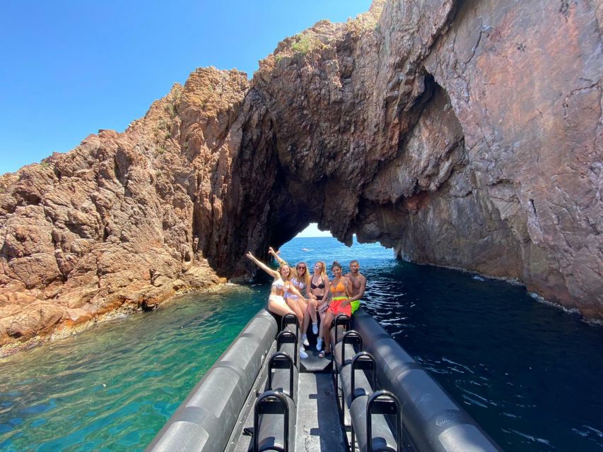 Cannes: Estérel Massif Boat Excursion - What the ride feels like in practice