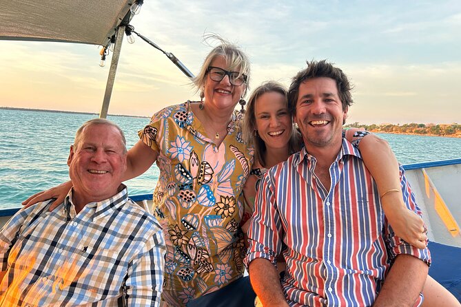 Cape Adieu Darwin Sunset Dinner Cruise - Service, seating, and the social feel