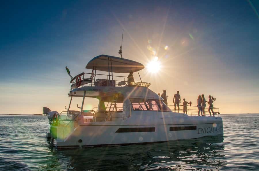 Cape Town: 1.5-Hour Luxury Sunset Cruise with Prosecco - Key points to know before you book