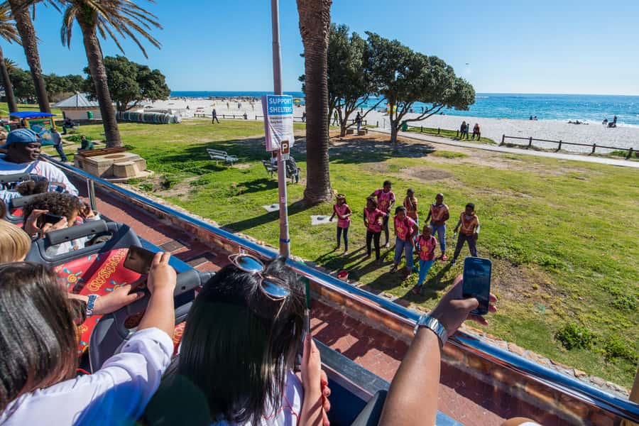Cape Town: Hop-On Hop-Off Bus Tour with Optional Cruise - Key points at a glance
