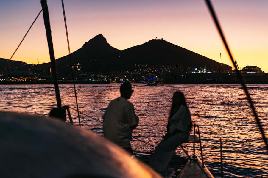 Cape Town: Sunset Catamaran Cruise on Table Bay with Bubbles - Choosing your place on the 39-foot catamaran