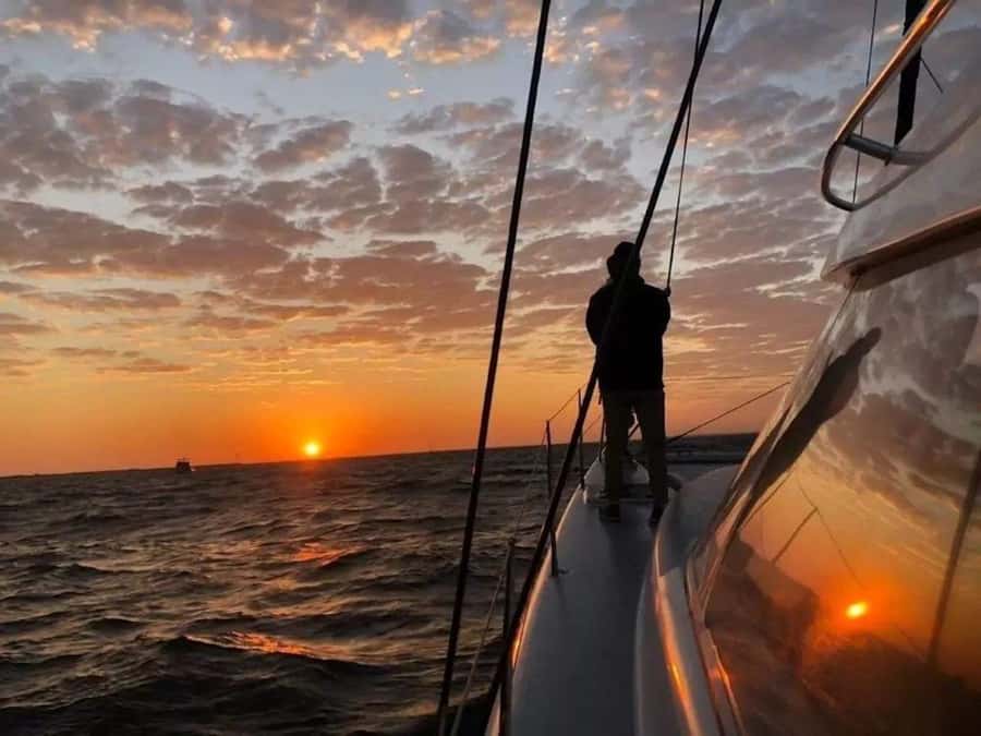Cape Town: Sunset Champagne Cruise - What happens when the sea gets rough