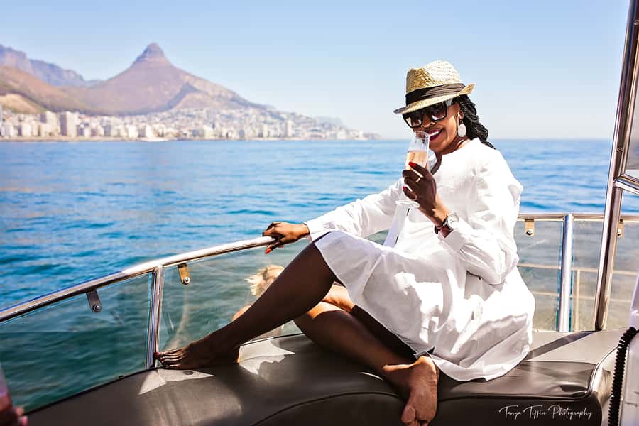 Cape Town: Sunset Champagne Cruise - The ride back to the Waterfront