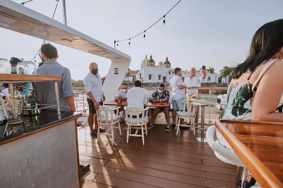 Cartagena: Sunset Cruise with Open Bar - The return through Cartagena’s night lights
