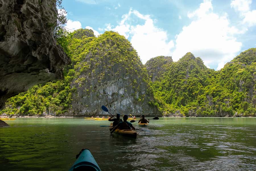 Cat Ba: Lan Ha & Ha Long Bay Kayak & Snorkel Boat Tour - Monkey Island and the Walk to the Viewpoint