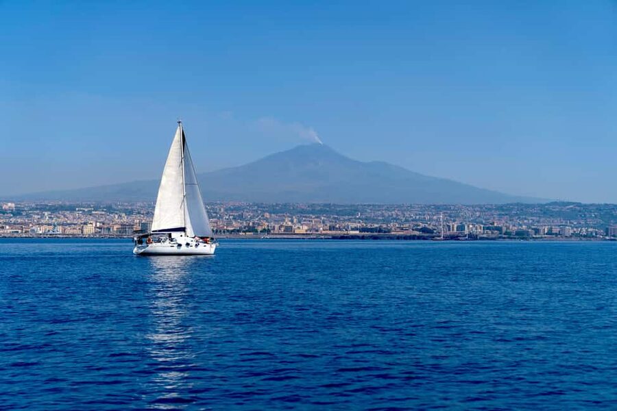 Catania: Cyclops Coast Cruise with Appetizer & Snorkeling - Leaving Club Nautico Catania