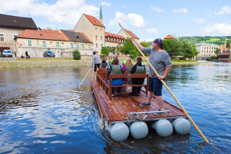 Český Krumlov: Wooden Raft River Cruise - Practical details before you reserve
