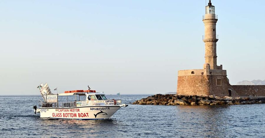 Chania Town: Glass-Bottom Boat Cruise to Thodorou & Lazareta - What to bring and how to make the day easier
