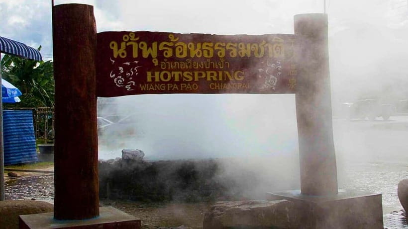 Chiang Mai: Chiang Rai Temples, Golden Triangle & Boat Tour - Wat Rong Khun, the White Temple