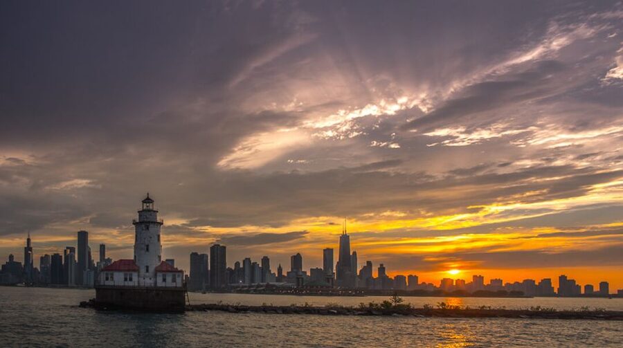 Chicago: 1.5-Hour Scenic Sunset Lake Cruise - Key points to know before you book