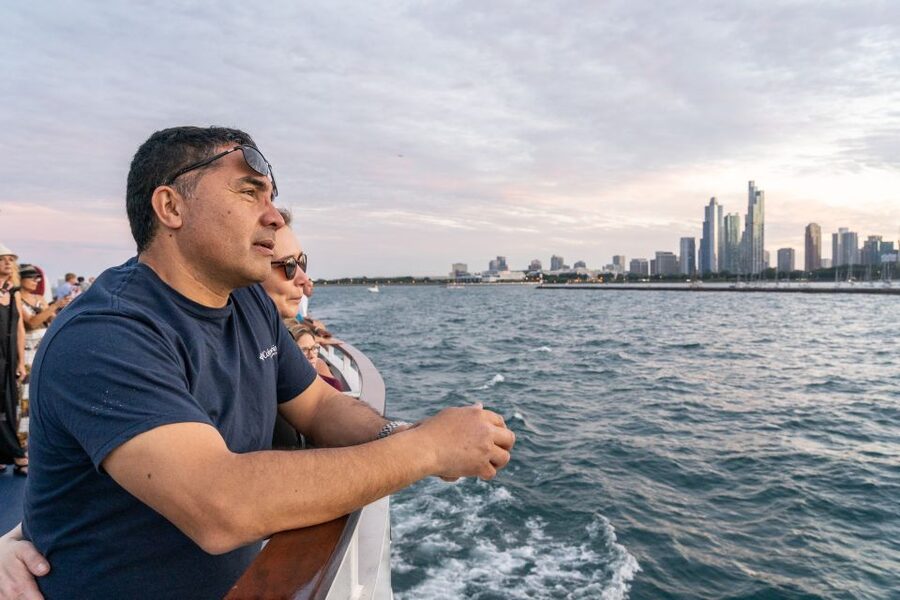 Chicago: 1.5-Hour Scenic Sunset Lake Cruise - Should you book it?