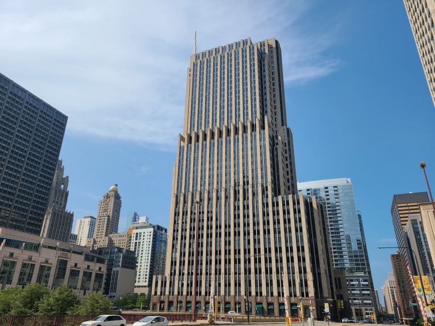 Chicago: 45-Minute Family-Friendly Architecture River Cruise - Sunset and nighttime departures