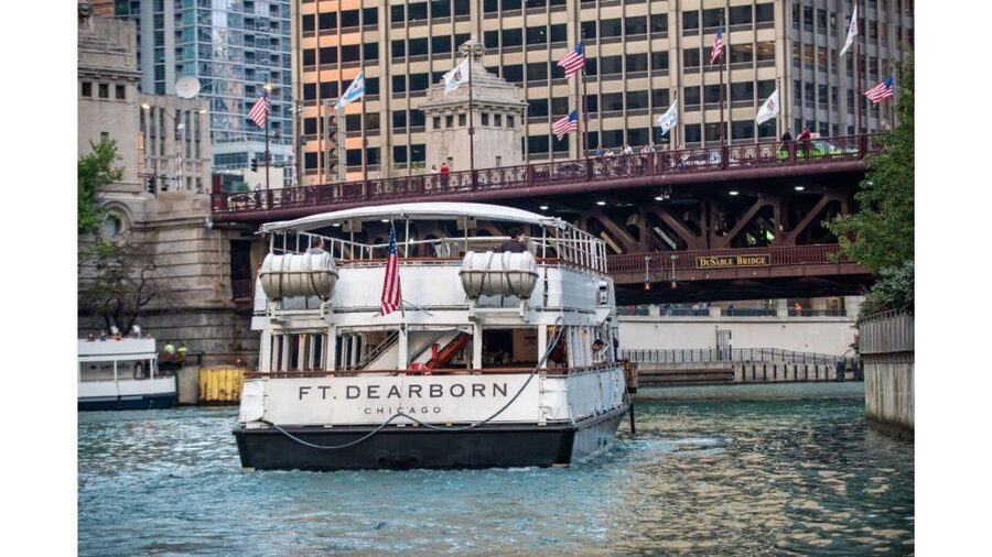 Chicago: Architecture Boat Tour with Drinks - Key points to know before you book