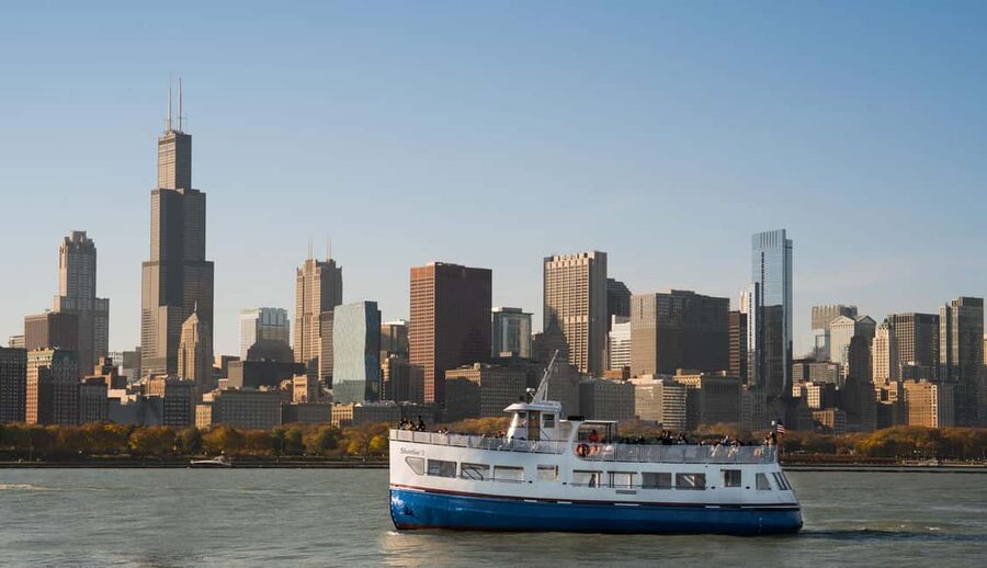 Chicago: Shoreline Lake Michigan Skyline Cruise - Booking details worth noticing