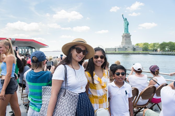 Circle Line: 2.5hr - Complete Manhattan Island Cruise - Lady Liberty and the harbor photo stop