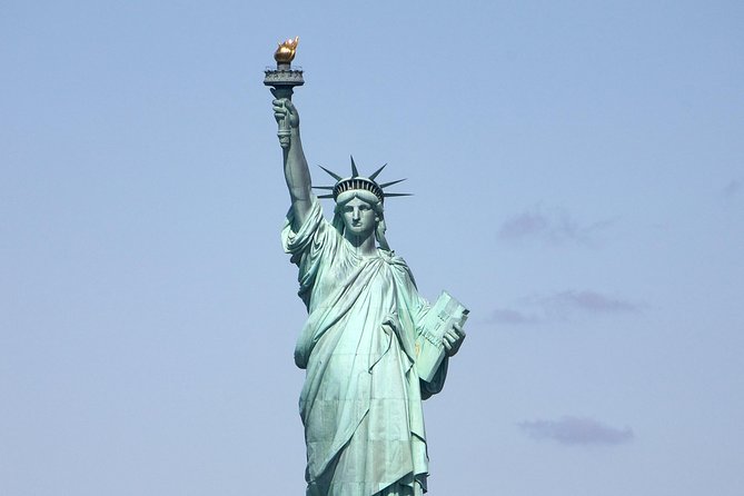 Circle Line: New York City Statue of Liberty Super Express Cruise - Starting at South Street Seaport