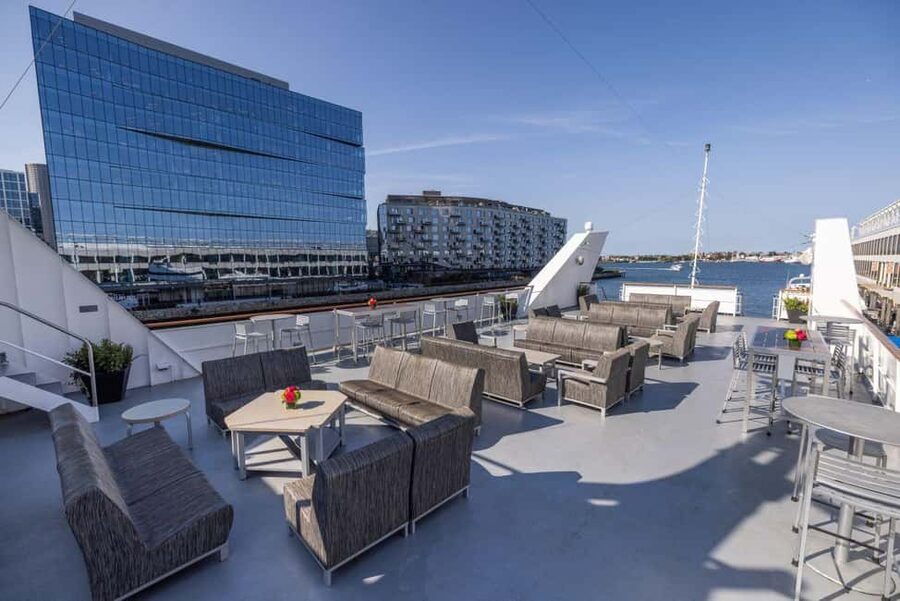 City Cruises Boston: Harbor Buffet Lunch or Dinner Cruise - Practical details that can make the evening better