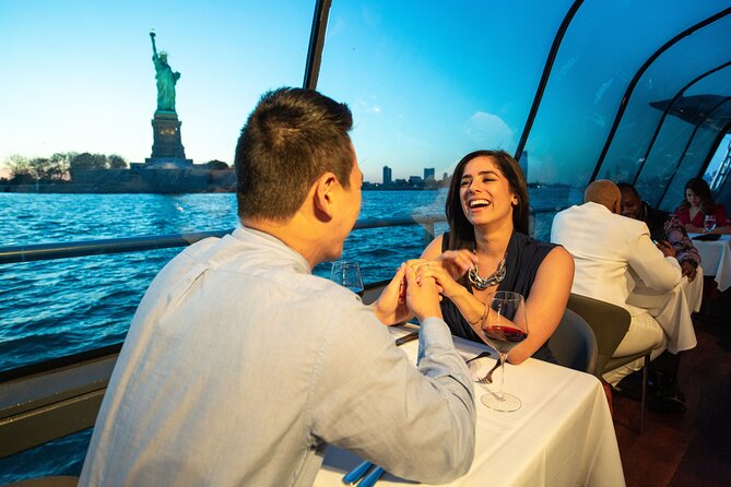 City Cruises New York: Bateaux Premier Dinner Cruise - Pier 61 and the start of the evening