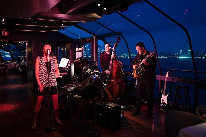 City Cruises New York: Bateaux Premier Dinner Cruise - What $180.54 per person really buys