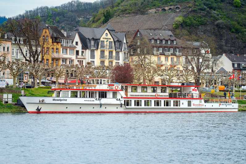 Cochem: Panoramic Cruise on the Moselle River - Why the castle view is worth the ticket