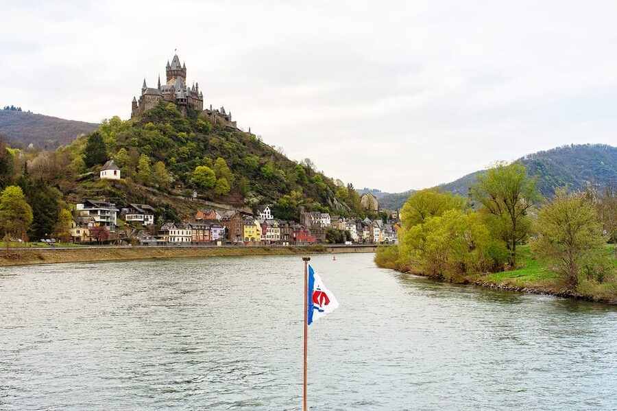 Cochem: Panoramic Cruise on the Moselle River - Food, wine, and drinks onboard